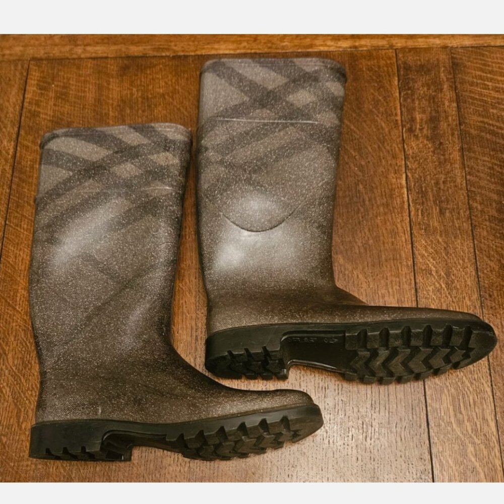 Burberry Brown Ombre Gradient Glitter Rain Boots European Size 37. US 7
